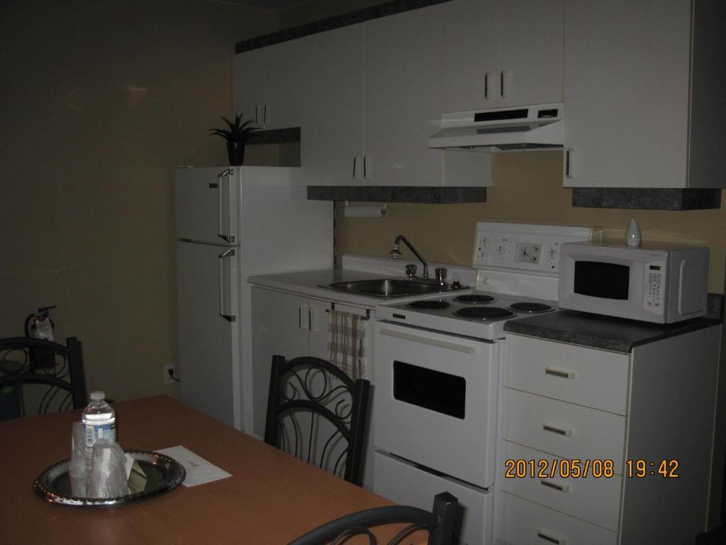 Motel Parc Beaumont Inc. Quarto foto