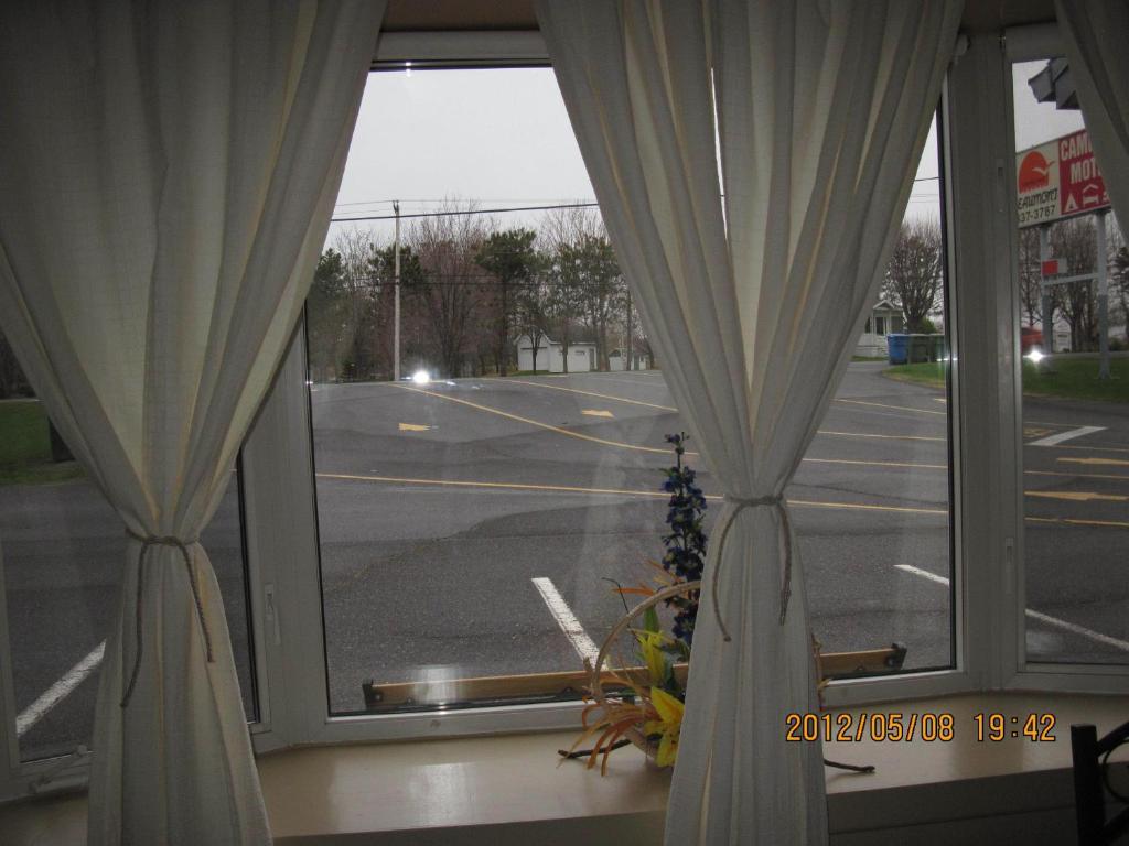 Motel Parc Beaumont Inc. Quarto foto
